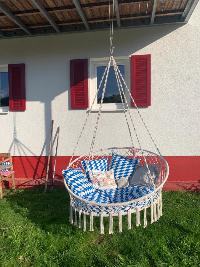 La Toskana Apartment Ihr Rueckzugsort Am Regen Zeitlarn Luaran gambar